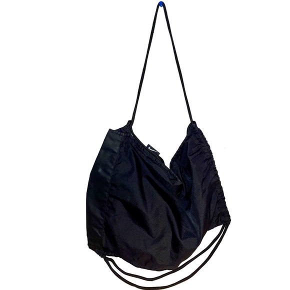 NEW Nike Brasilia Drawstring Bag - Picture 3 of 3
